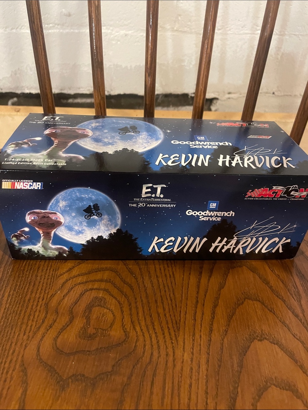 Nascar Kevin Harvick E.T. Blue Collectible Box